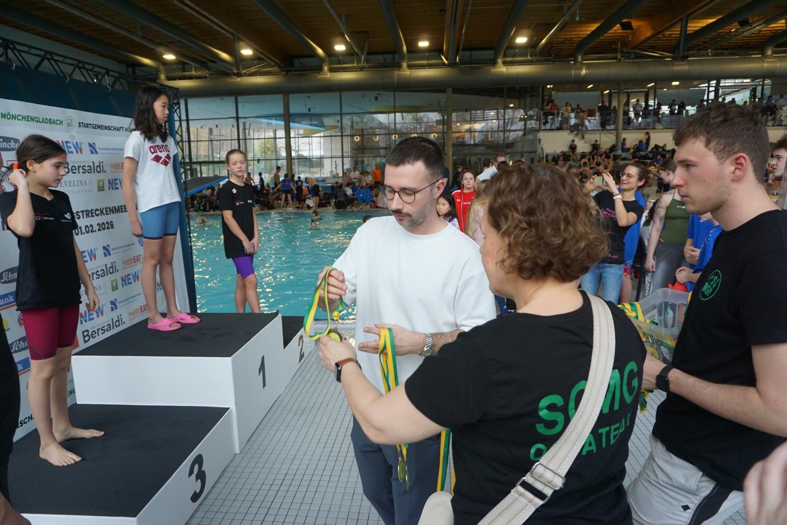 9. Int. NEW Langstreckenmeeting02391bcd-81a3-4355-800a-f9c21e8c188a